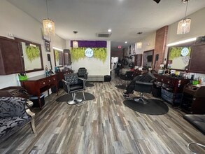 1614 Central Ave, Saint Petersburg, FL à louer Photo intérieure– Image 2 sur 7