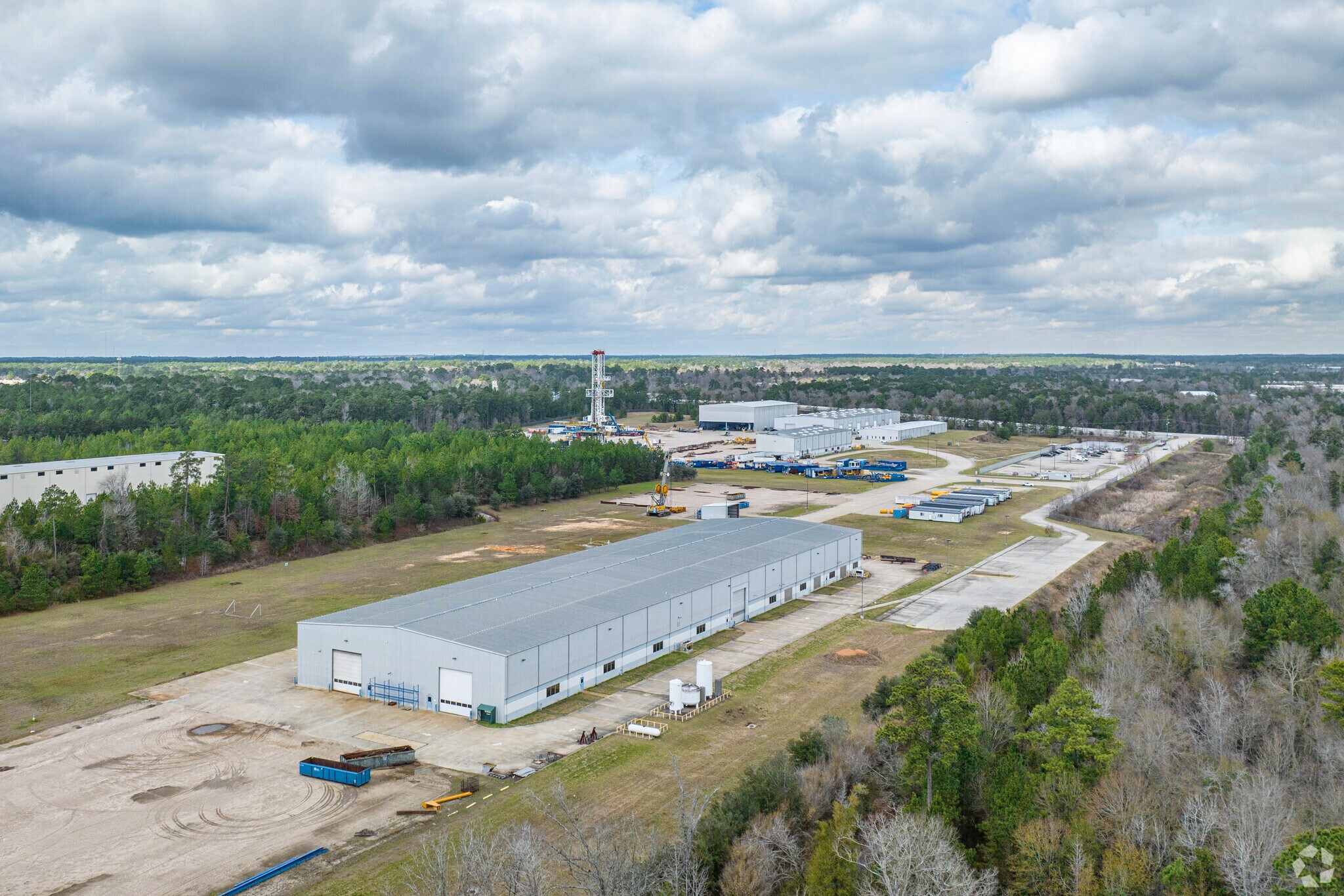 100 N FM 3083 Rd, Conroe, TX à louer Photo principale– Image 1 sur 21