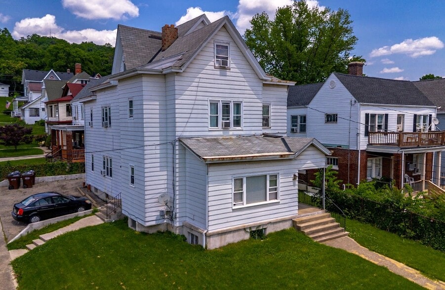 2350 Norwood Ave, Cincinnati, OH à vendre - Photo principale – Image 1 sur 1