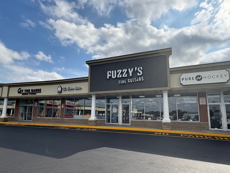 1800 Post Rd, Warwick, RI à louer - Photo de l’immeuble – Image 2 sur 6