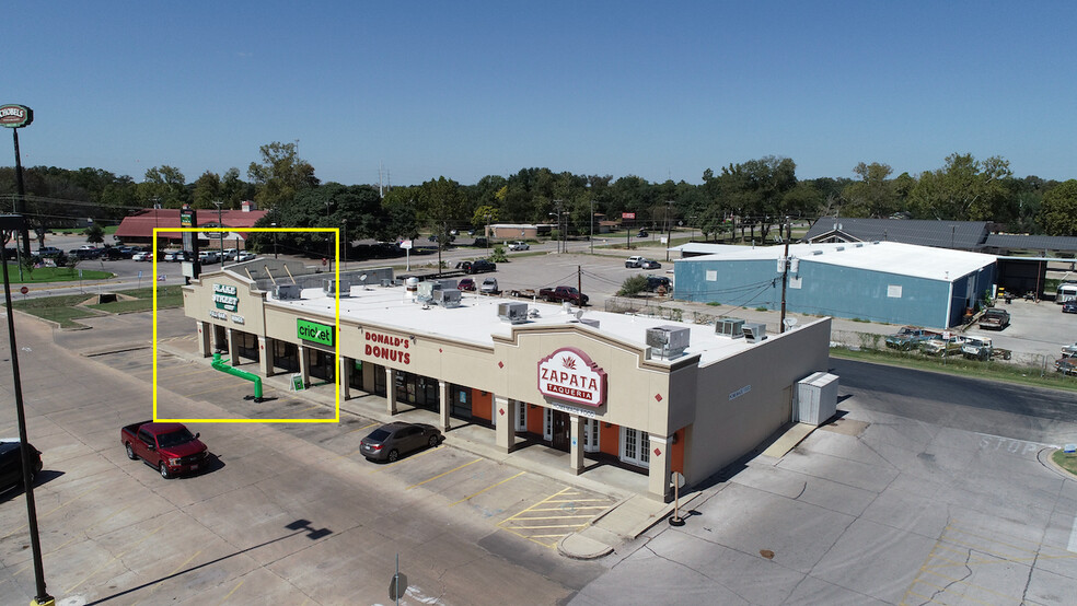 2101 Milam St, Columbus, TX à louer - Photo de l’immeuble – Image 2 sur 6