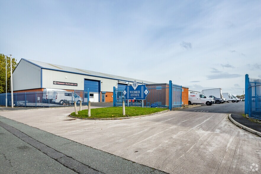 Webber Road Industrial Estate portefeuille de 2 biens à vendre sur LoopNet.fr - Photo principale – Image 1 sur 2