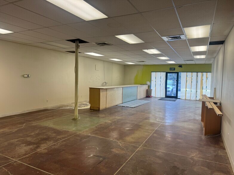 4608 Spenard Rd, Anchorage, AK à louer - Photo de l’immeuble – Image 3 sur 7