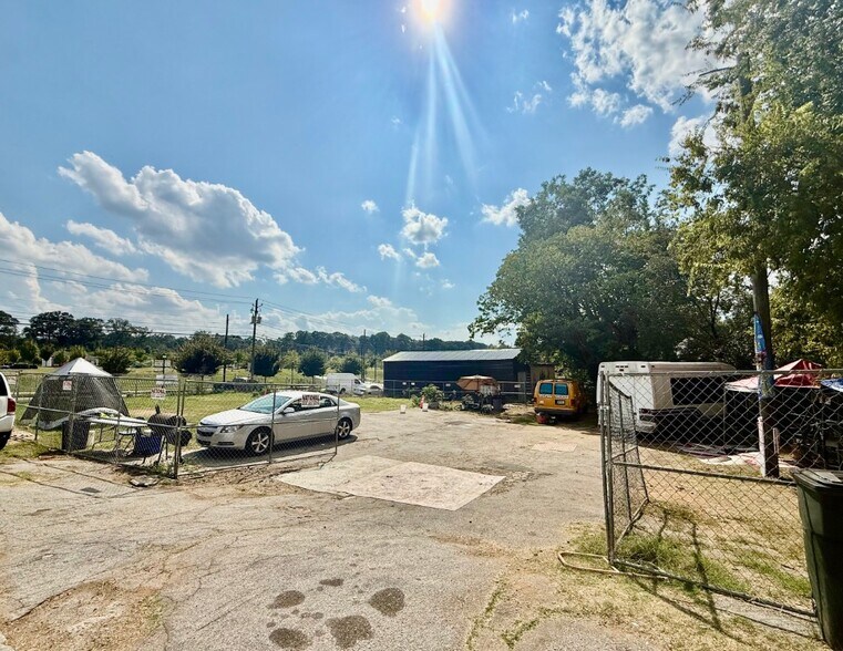 Corner of University Ave & Ira St, Atlanta, GA à vendre - Photo de l’immeuble – Image 2 sur 2