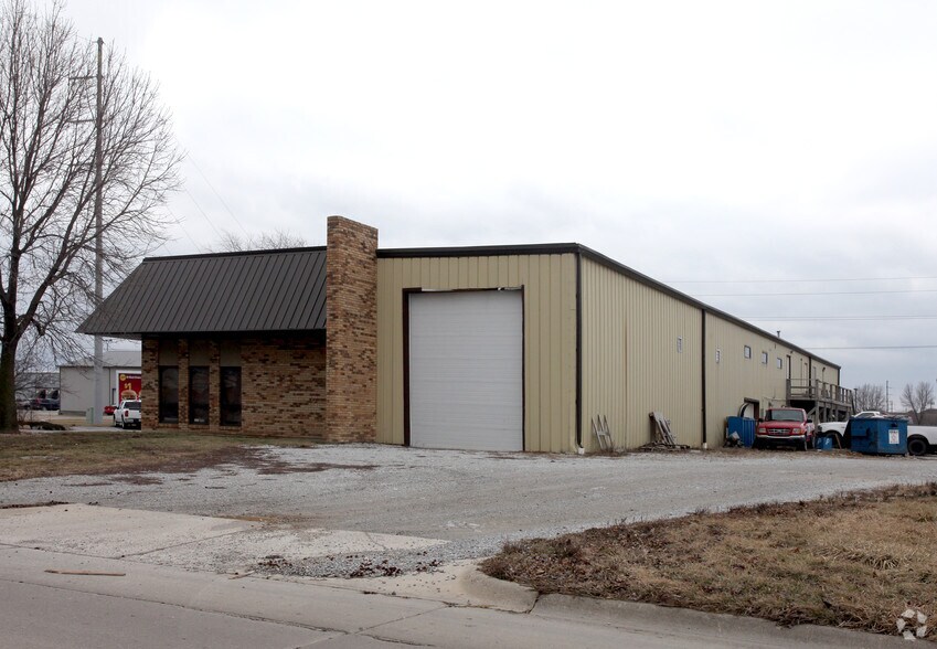 580 N 36th St, Lafayette, IN à louer - Photo de l’immeuble – Image 2 sur 5