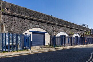 Plus de détails pour A-26 Cudworth St, Londres - Industriel/Logistique à louer