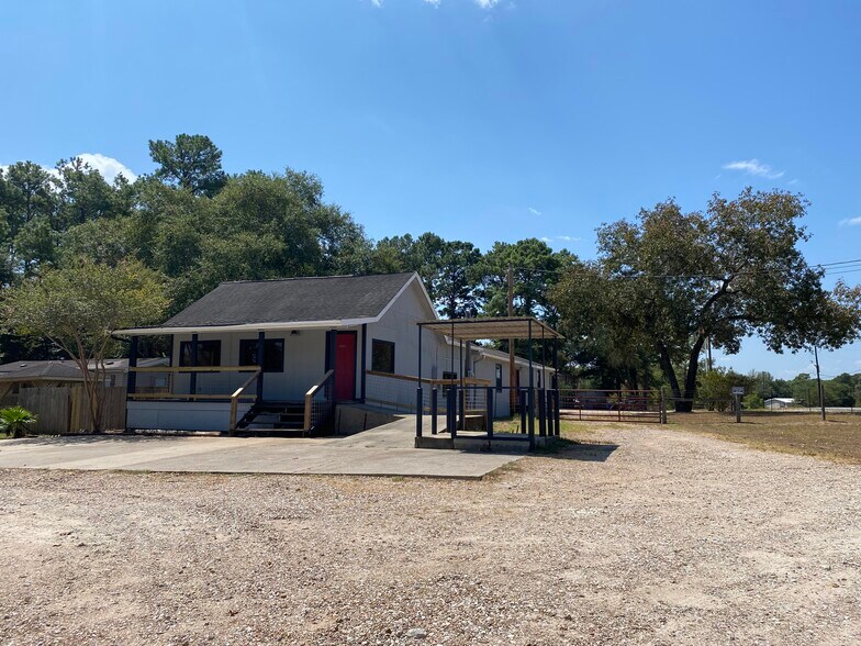 13301 Fm 2432 Rd, Willis, TX à louer - Photo de l’immeuble – Image 2 sur 11