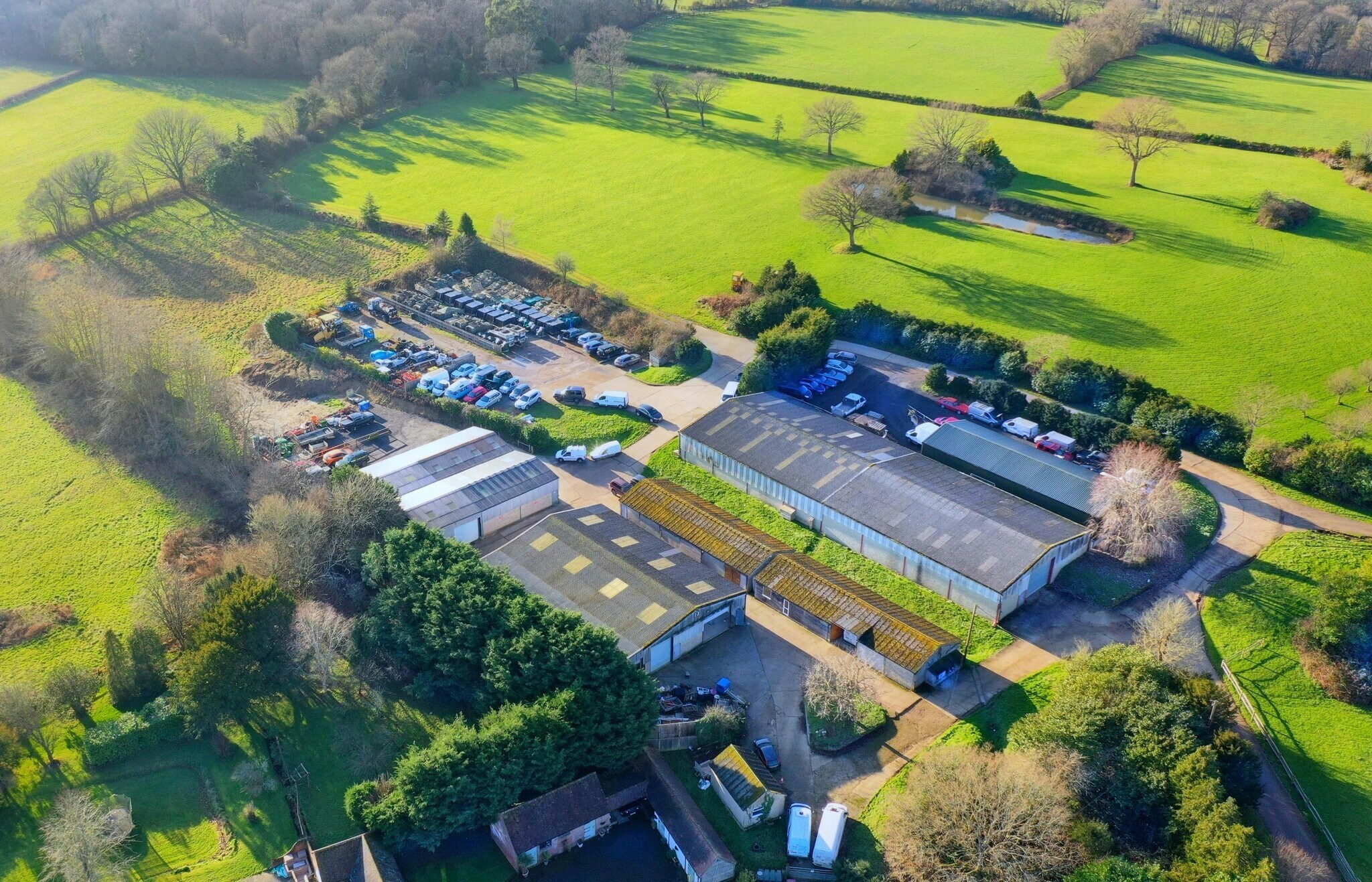 4 Hills Green Cottages, Chichester à louer Photo de l’immeuble– Image 1 sur 2