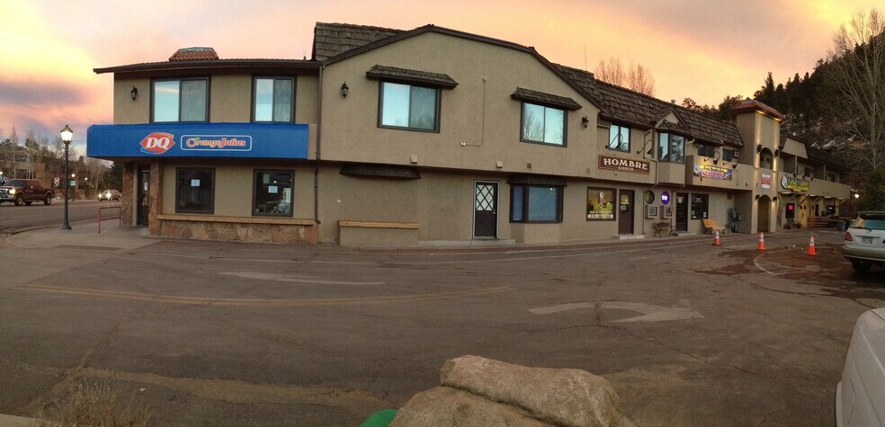 210-222 E Elkhorn Ave, Estes Park, CO à louer - Photo de l’immeuble – Image 2 sur 9