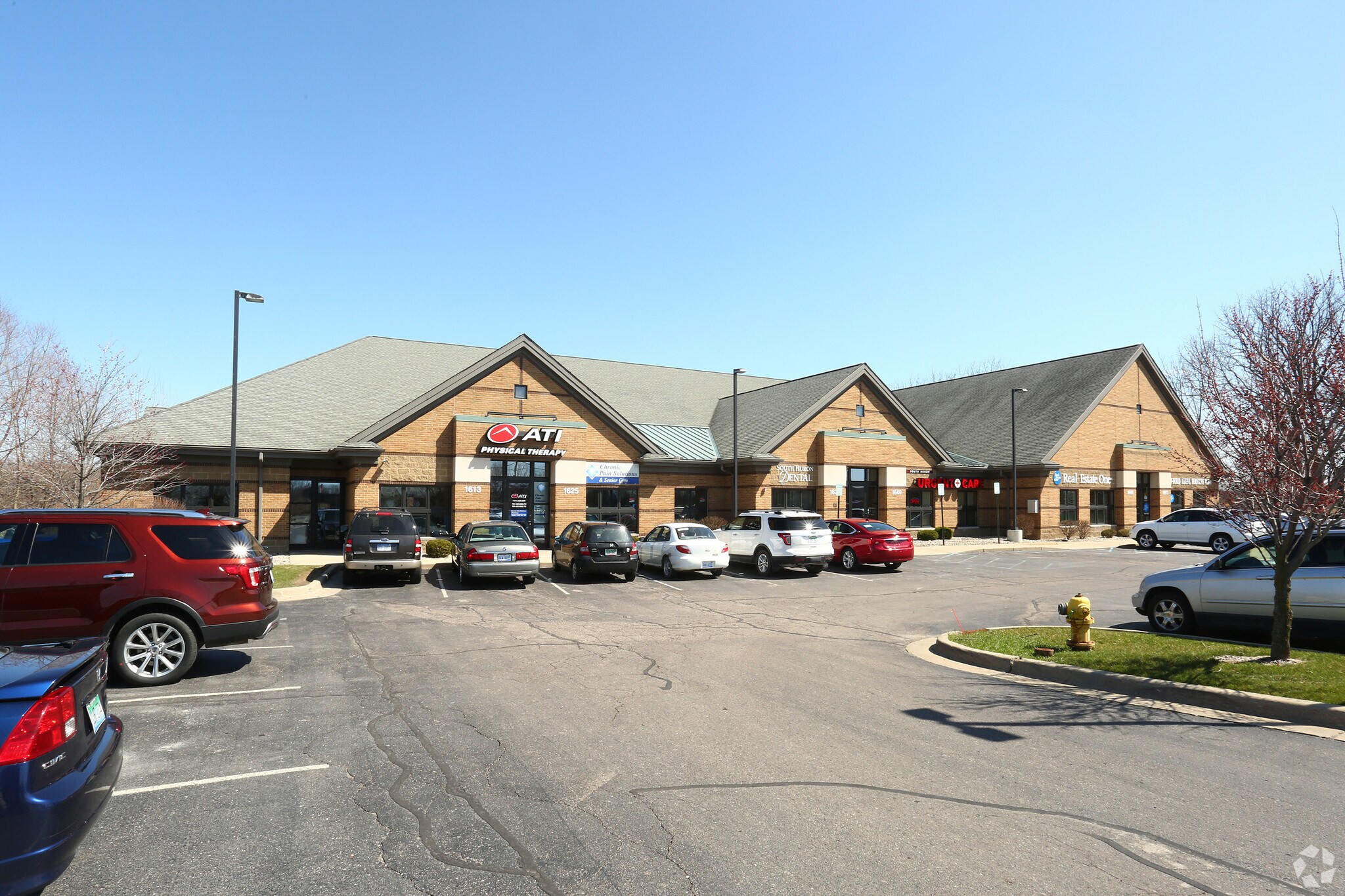 1649 S Huron St, Ypsilanti, MI à louer Photo principale– Image 1 sur 14