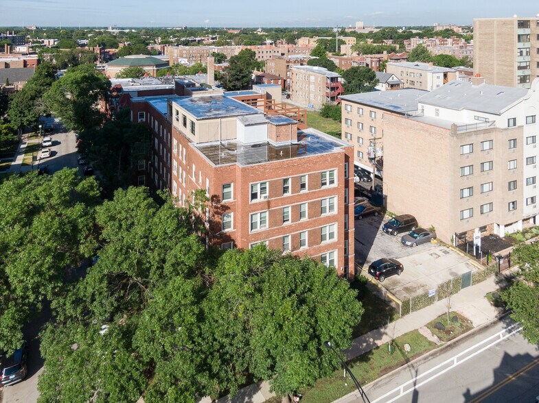 7270 S South Shore Dr, Chicago, IL à vendre - Photo de l’immeuble – Image 3 sur 32