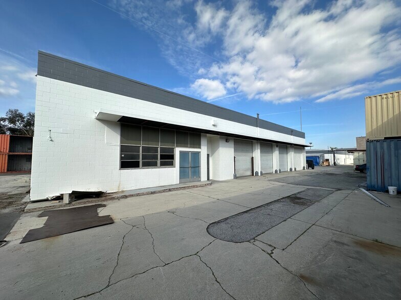 7701-7705 Alabama Ave, Canoga Park, CA à louer - Photo de l’immeuble – Image 2 sur 24