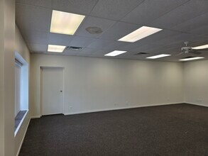 5800 Cornhusker Hwy, Lincoln, NE à louer Photo intérieure– Image 1 sur 5