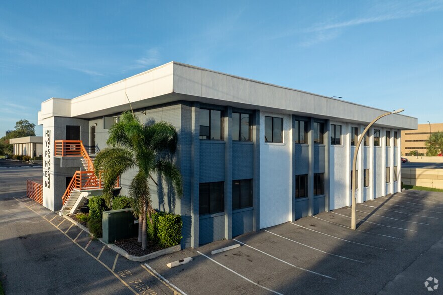 501 Wymore Rd, Winter Park, FL à louer - Photo de l’immeuble – Image 3 sur 7