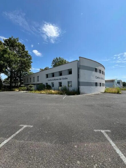 2 Rue De Thessalie, La Chapelle-sur-Erdre à louer - Photo de l’immeuble – Image 1 sur 9