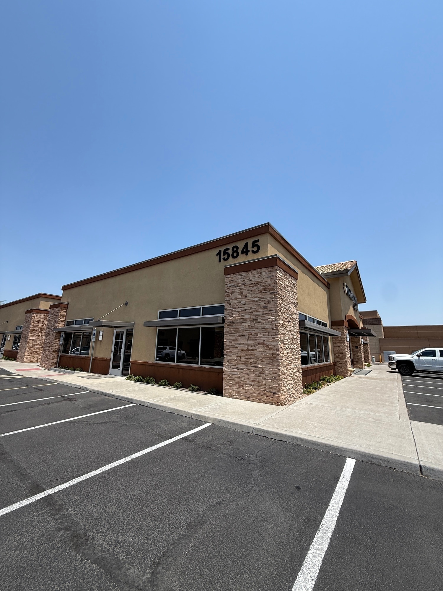 15845 S 46th St, Phoenix, AZ à louer Photo intérieure– Image 1 sur 11