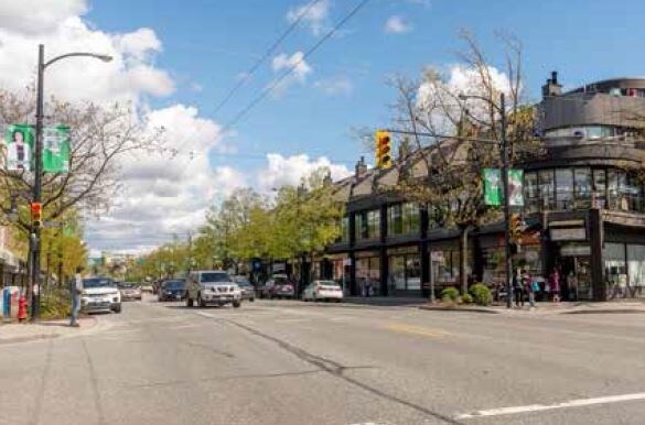 2670-2698 W Broadway, Vancouver, BC à louer - Photo de l’immeuble – Image 3 sur 12