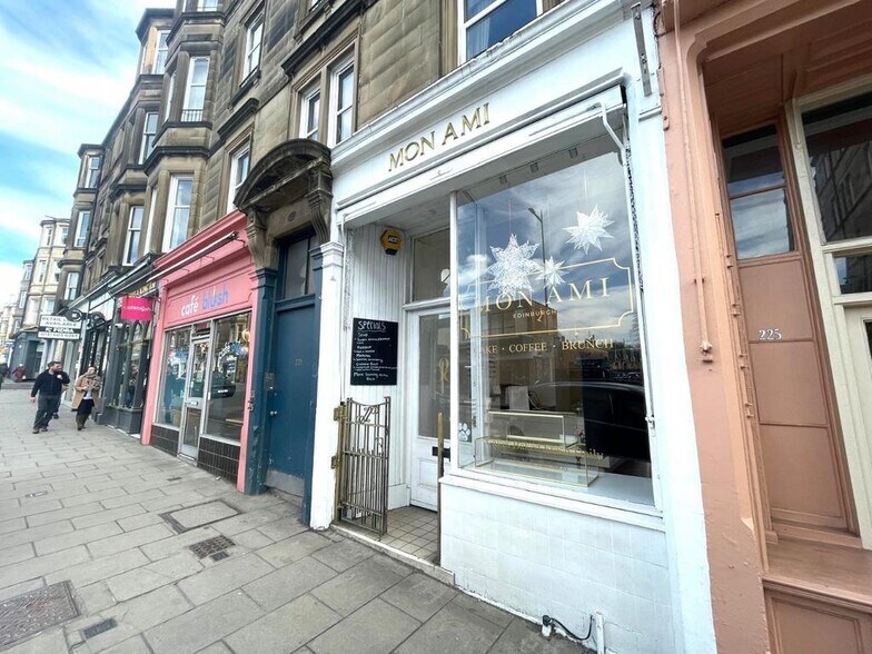 221-225 Morningside Rd, Edinburgh à louer - Photo de l’immeuble – Image 2 sur 16