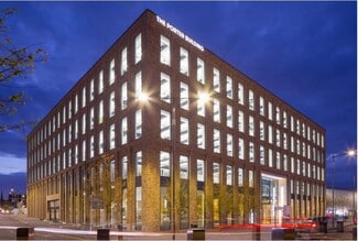 Plus de détails pour Brunel Way, Slough - Bureau à louer