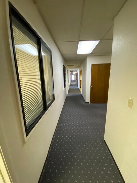 1117 Lone Palm Ave, Modesto, CA à louer - Photo de l’immeuble – Image 3 sur 13