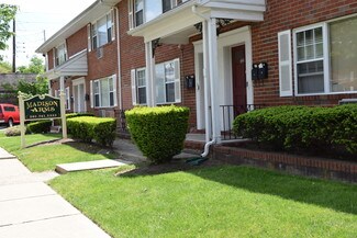 Plus de détails pour 52-80 Madison St, Hackensack, NJ - Logement à vendre
