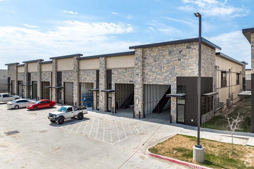 2601 State Highway 121, Lewisville, TX à vendre - Photo de l’immeuble – Image 3 sur 31
