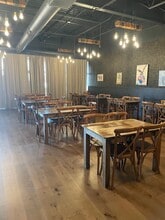 6249-6257 N McCormick Rd, Chicago, IL à louer Photo intérieure– Image 1 sur 6