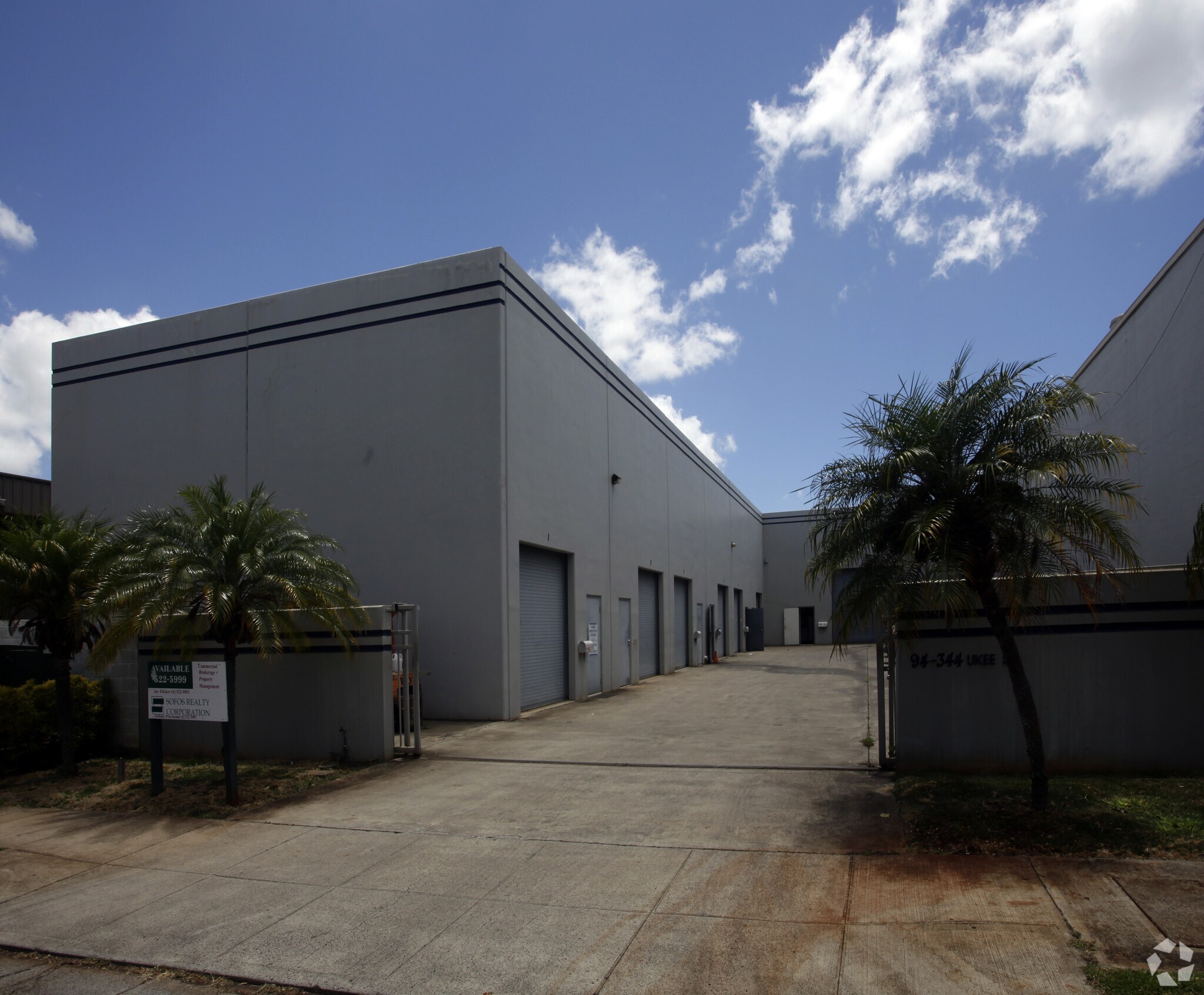 94-344 Ukee St, Waipahu, HI à louer Photo principale– Image 1 sur 6