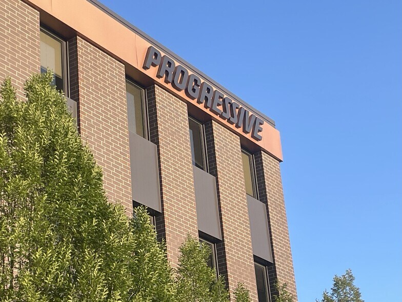 833 W Lincoln Hwy, Schererville, IN à vendre - Photo de l’immeuble – Image 1 sur 5