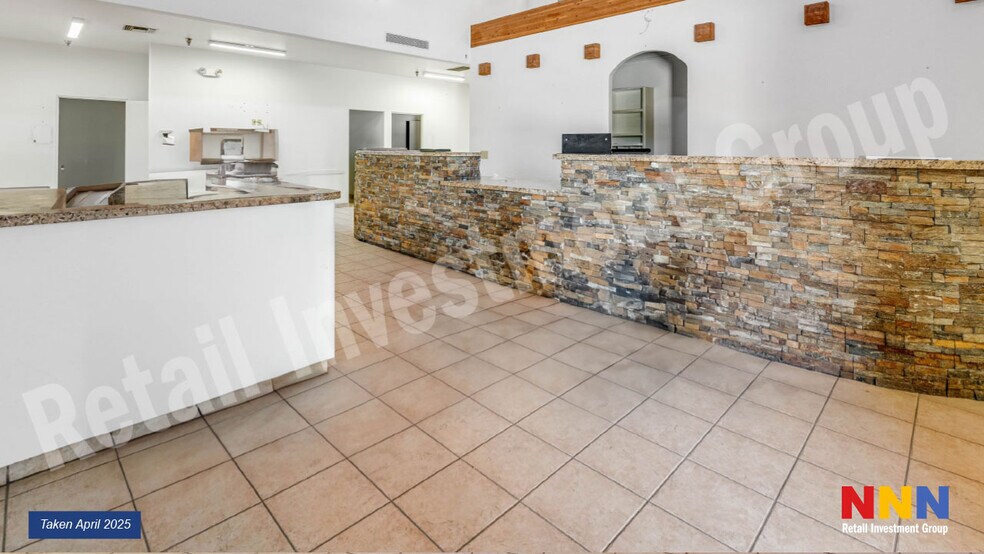 46920 Jefferson St, Indio, CA à vendre - Photo de l’immeuble – Image 2 sur 12
