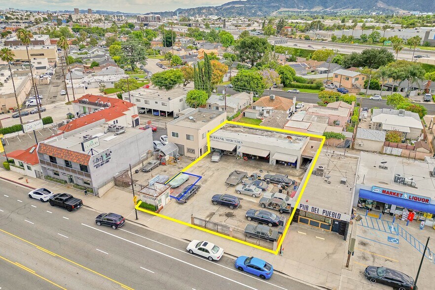 1617 N San Fernando Blvd, Burbank, CA à louer - Aérien – Image 1 sur 6