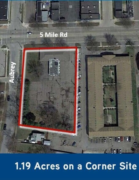 25321 5 Mile Rd, Redford Township, MI à vendre - Photo principale – Image 1 sur 1