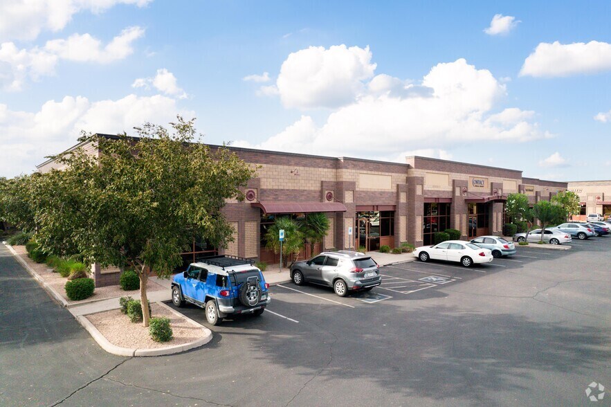 4850 E Baseline Rd, Mesa, AZ à louer - Photo de l’immeuble – Image 3 sur 24