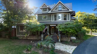 Plus de détails pour 409 N State St, Franklin Grove, IL - Hôtellerie à vendre