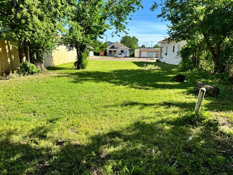 1629 Linwood Blvd, Oklahoma City, OK à vendre - Autre – Image 2 sur 6