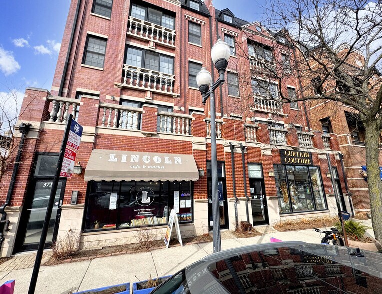 3720-3722 N Lincoln Ave, Chicago, IL à vendre - Photo de l’immeuble – Image 2 sur 5