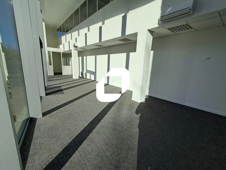 Local commercial dans Tourcoing à louer - Photo de l’immeuble – Image 2 sur 9