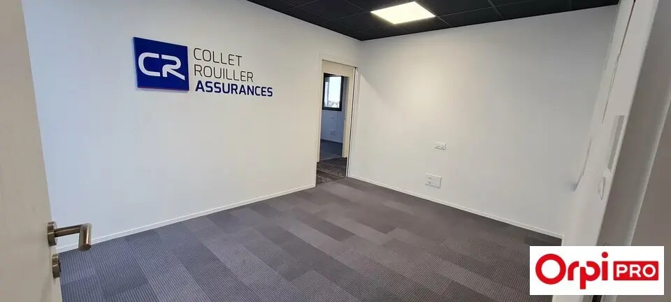 Bureau dans Plérin à vendre - Photo de l’immeuble – Image 3 sur 7