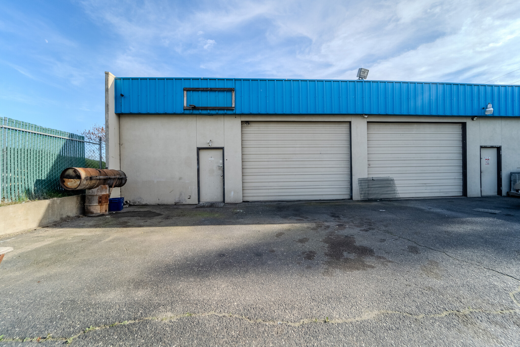 5983-5999 Lindhurst Ave, Marysville, CA à louer Photo de l’immeuble– Image 1 sur 8