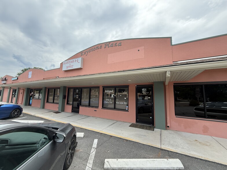 1925 S 14th St, Fernandina Beach, FL à louer - Photo de l’immeuble – Image 1 sur 35