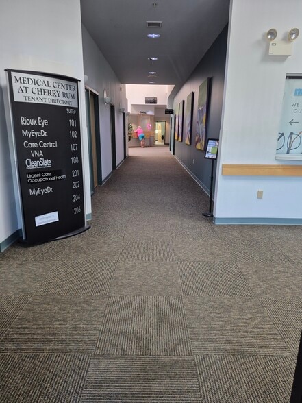 489-493 Bernardston Rd, Greenfield, MA à louer - Hall d’entrée – Image 2 sur 6