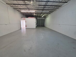 1451 SW 12th Ave, Pompano Beach, FL à louer Photo intérieure– Image 2 sur 7