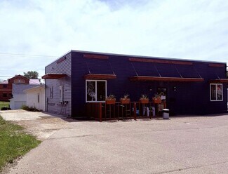 Plus de détails pour 719 11th St, DeWitt, IA - Local commercial à vendre