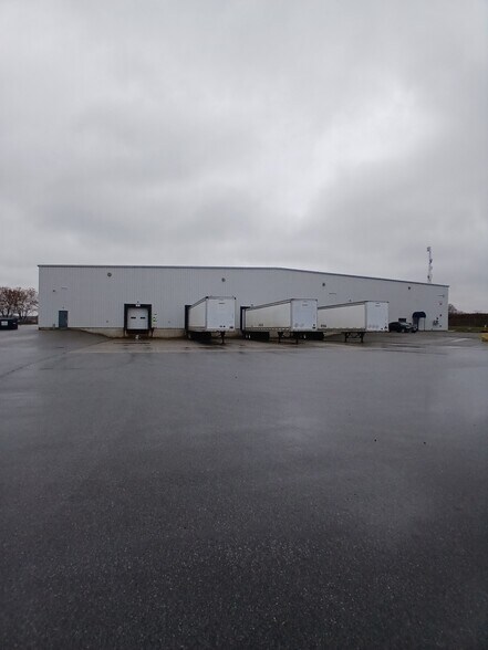 39-41 Burwell Rd, St Thomas, ON à louer - Photo de l’immeuble – Image 2 sur 3