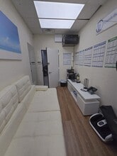 128-132 Brighton Beach Ave, Brooklyn, NY à louer Photo intérieure– Image 1 sur 2