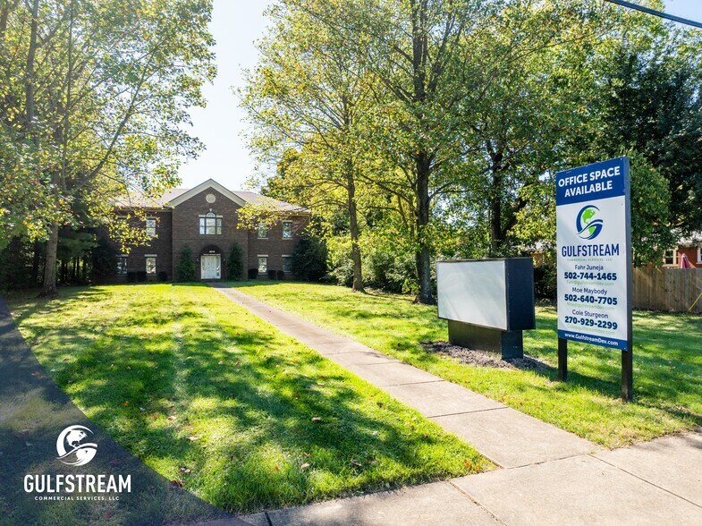 3010 Taylor Springs Dr, Louisville, KY à louer - Photo de l’immeuble – Image 1 sur 10