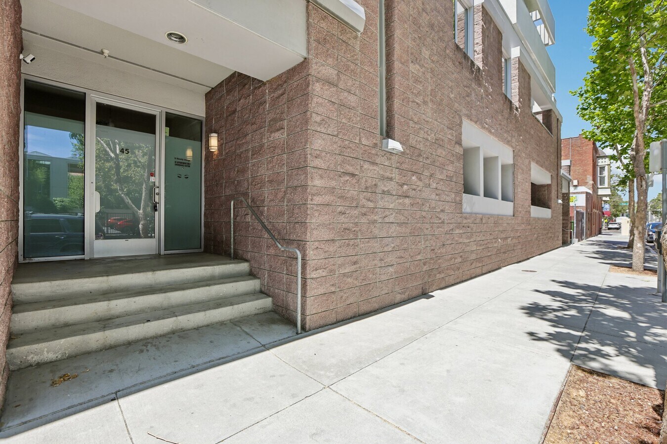 46 W Julian St, San Jose, CA 95110 - Lot 217 - - Photo intérieure - Image 1 of 60