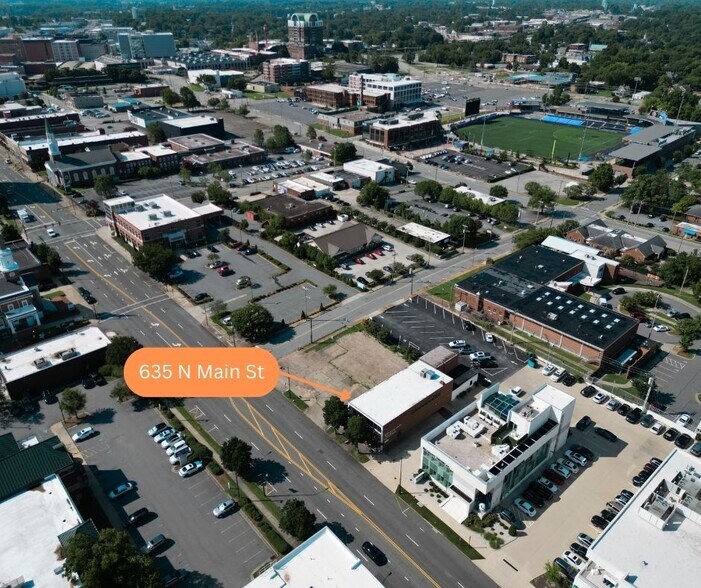 635 N Main St, High Point, NC à louer - Photo de l’immeuble – Image 3 sur 12