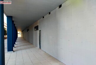 Plus de détails pour Local commercial à louer