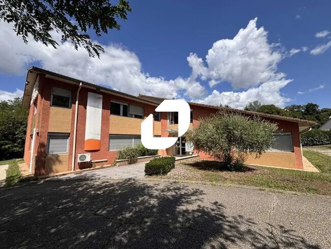 Plus de détails pour 1 Allée Du Château, Lissieu - Bureau à vendre